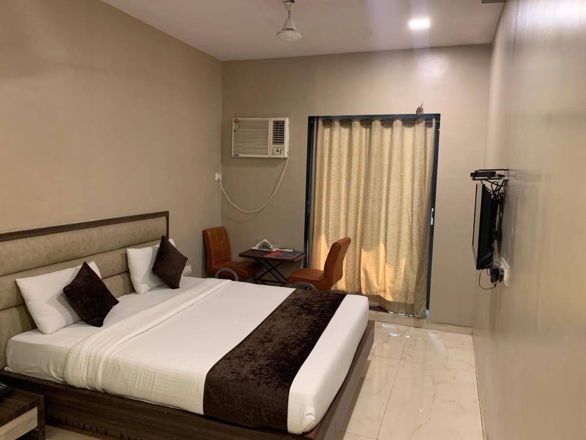 Hotel Merakee - Near Dahisar Mira Road Mumbai Eksteriør bilde